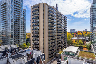 Midtown at Coppin Heights in Toronto, ON - Building Photo - Building Photo