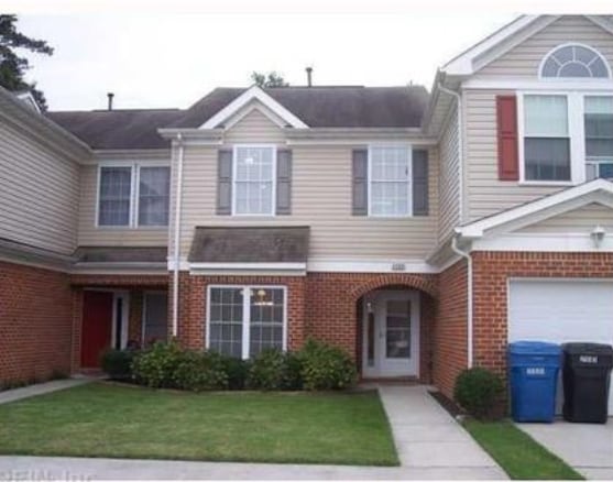property at 2335 Charing Cross Rd