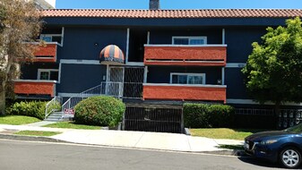 3352 Oakhurst Ave, Unit 6 in Los Angeles, CA - Building Photo