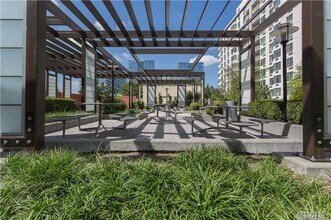 131-01 40th Rd in Queens, NY - Building Photo - Building Photo