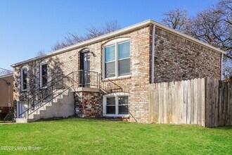 10509 Chenny Ct in Louisville, KY - Building Photo - Building Photo