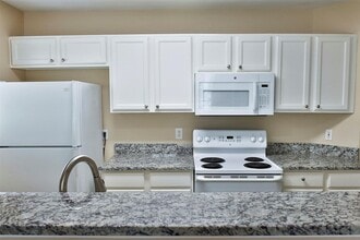 7705 Stanley Ct in Joshua, TX - Building Photo - Building Photo