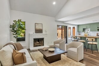 35617 McCarty Common in Fremont, CA - Building Photo - Building Photo