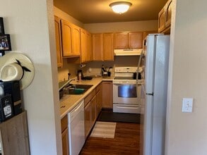 75-5743 Alahou St, Unit 302 in Kailua Kona, HI - Building Photo - Building Photo