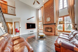 3423 Goldfinch Dr in Naperville, IL - Building Photo - Building Photo