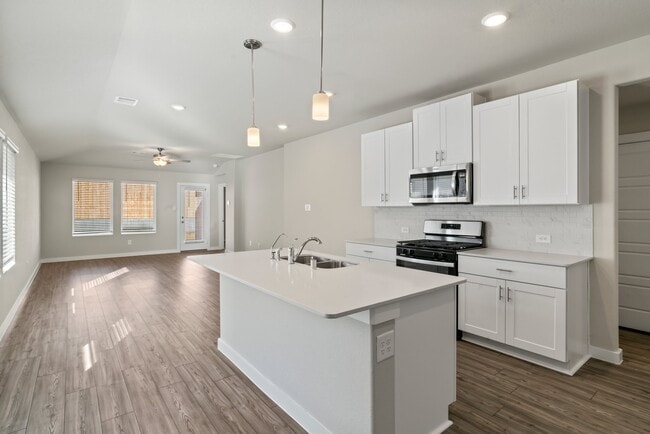 2014 Darlington Oak Dr in Conroe, TX - Building Photo - Building Photo