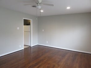 213 N Juniper Ave in Highland Springs, VA - Building Photo - Building Photo