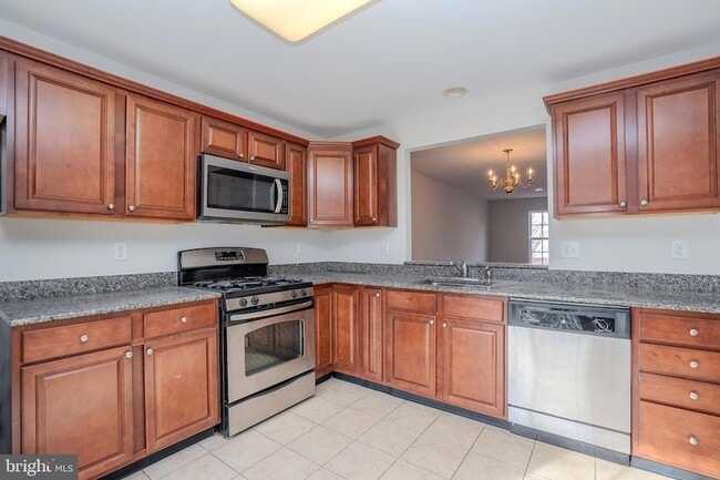 5 Rafting Way in Trenton, NJ - Building Photo - Building Photo