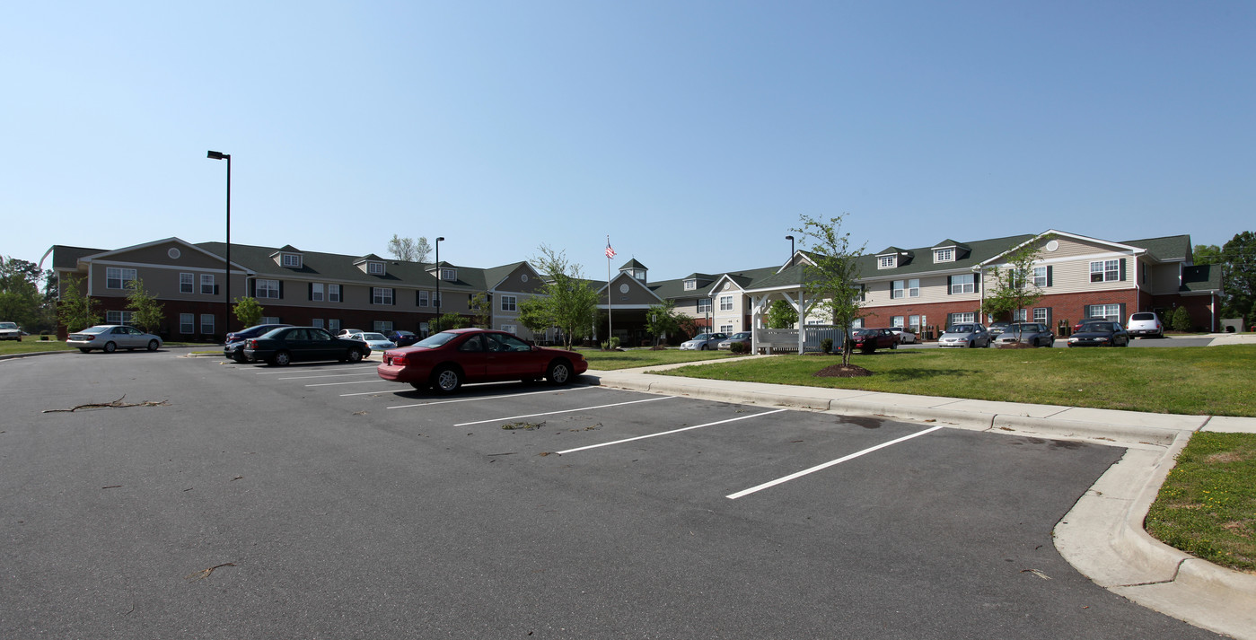 Terrace Spring Apartments in Raleigh, NC - Building Photo