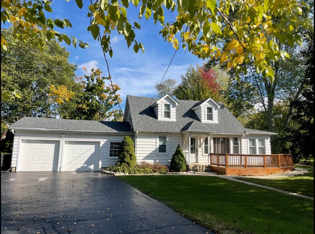 property at 11743 213th Ave