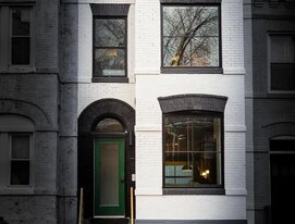 1107 6th St NE, Unit Upper in Washington, DC - Building Photo