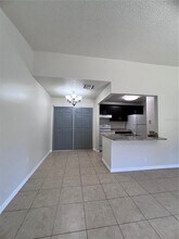 3834 Bay Club Cir in Kissimmee, FL - Building Photo - Building Photo