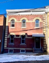 55 Spring St in Lodi, NJ - Building Photo - Building Photo