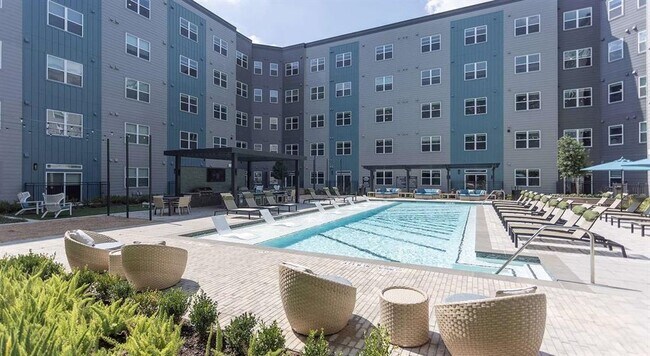 2425 Bell St in Houston, TX - Building Photo - Building Photo