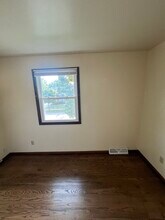 5822 S Indiana Ave in Cudahy, WI - Building Photo - Building Photo