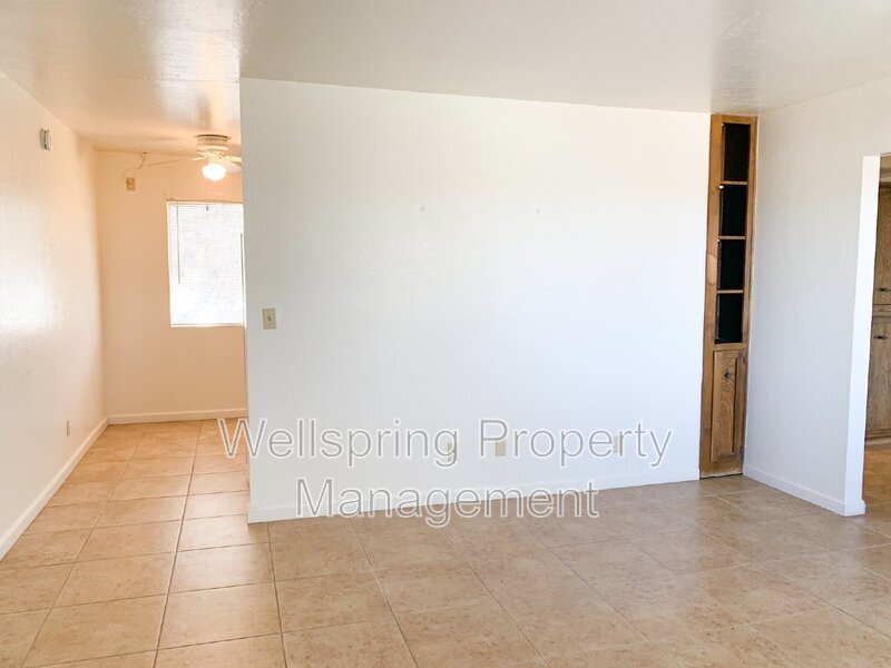 213 N Alvord St in Ridgecrest, CA - Building Photo