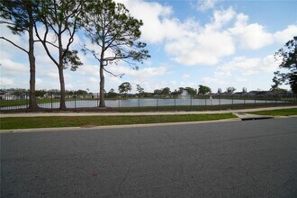 205 Indian Point Cir in Kissimmee, FL - Building Photo - Building Photo