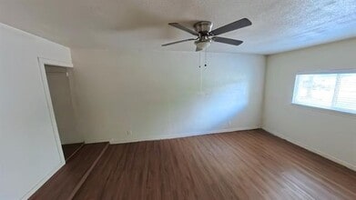 609 Grande Dr in Mesquite, TX - Building Photo - Building Photo