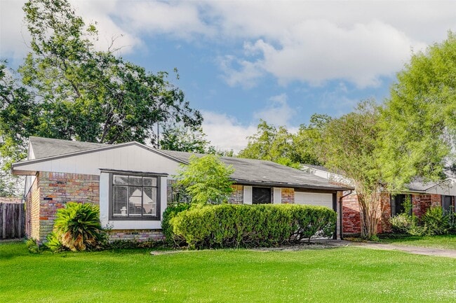3715 Heatherbloom Dr in Houston, TX - Building Photo - Building Photo