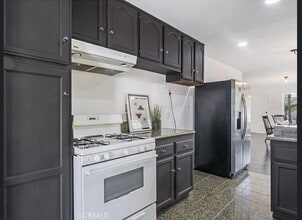 7190 Eastondale Ave in Long Beach, CA - Building Photo - Building Photo