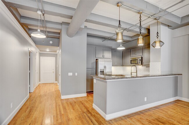 1120 Texas St in Houston, TX - Building Photo - Building Photo