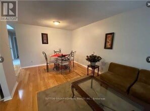 4091 Taffey Crescent in Mississauga, ON - Building Photo - Building Photo