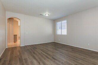 2427 E Glass Ln in Phoenix, AZ - Building Photo - Building Photo