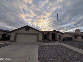 1622 S Park St in Florence, AZ - Building Photo