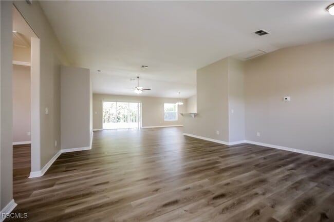 3607 75th St W in Lehigh Acres, FL - Building Photo - Building Photo
