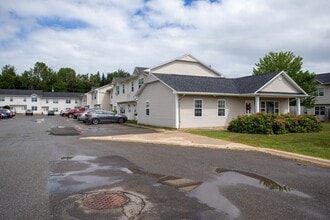 59 Walter Cl in Fredericton, NB - Building Photo - Building Photo