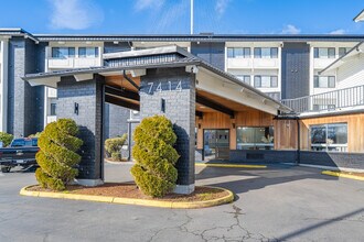 Thea Apartments in Tacoma, WA - Building Photo - Building Photo