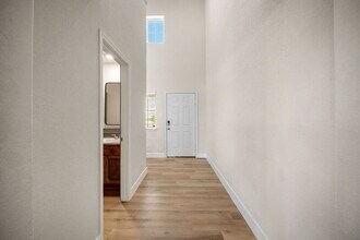6638 Whisper Pond in San Antonio, TX - Building Photo - Building Photo