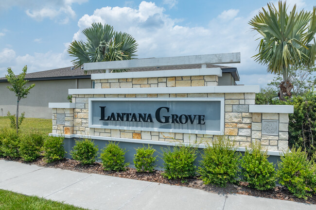 Lantana Grove in Plant City, FL - Foto de edificio - Building Photo