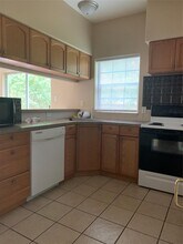 137 N Kanaio Dr in Bastrop, TX - Building Photo - Building Photo