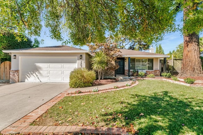 property at 3403 Rosedale Dr