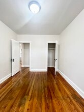 2502 N Monitor Ave in Chicago, IL - Building Photo - Building Photo