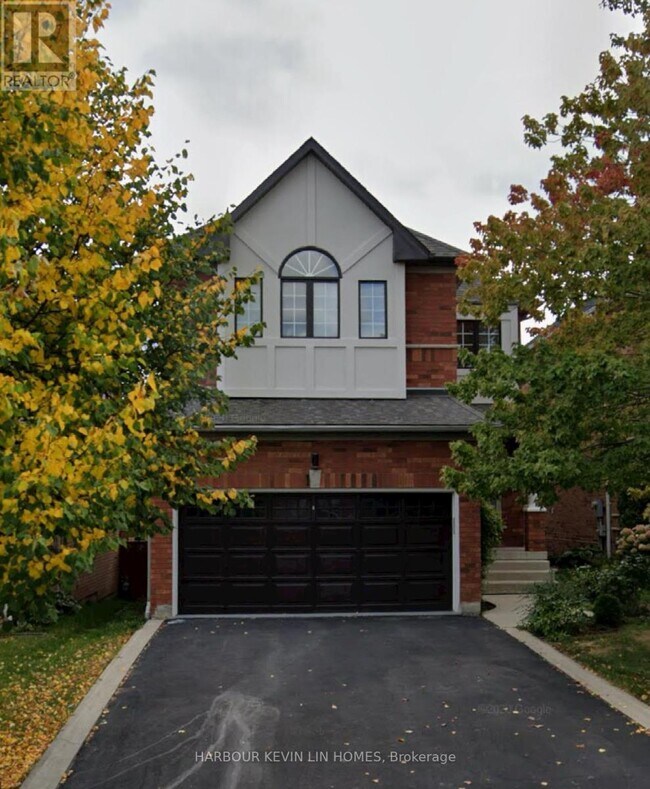property at 25 Desert View Crescent