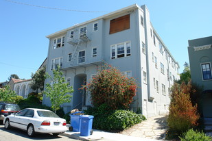 1525 Spruce St Apartments