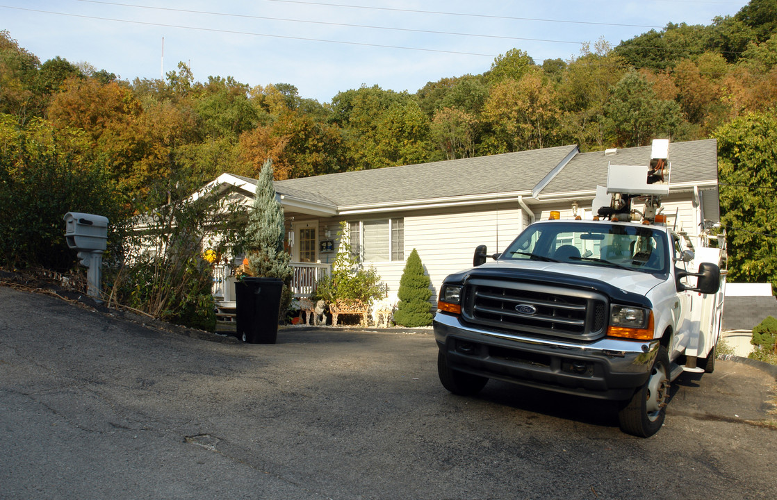 3303 Spring Haven in Catlettsburg, KY - Foto de edificio