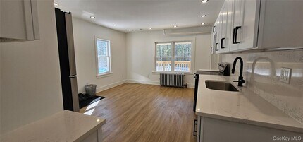 1240 Co Rd 23 in Narrowsburg, NY - Building Photo - Building Photo