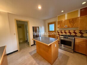 2225 S Madison St in Spokane, WA - Building Photo - Building Photo