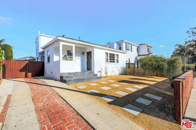 property at 3822 McLaughlin Ave