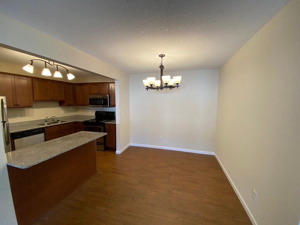 Cedar Ridge Apartments MN Apartments