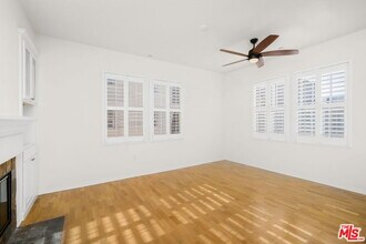 13080 Pacific Promenade in Los Angeles, CA - Building Photo - Building Photo