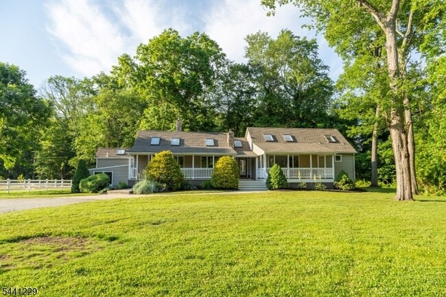 property at 121 Changebridge Rd