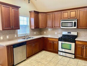 1100 SW 129th St in Oklahoma City, OK - Building Photo - Building Photo