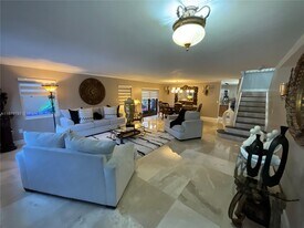 9710 SW 13th St in Pembroke Pines, FL - Building Photo