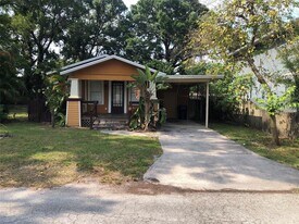 310 W Genesee St in Tampa, FL - Building Photo