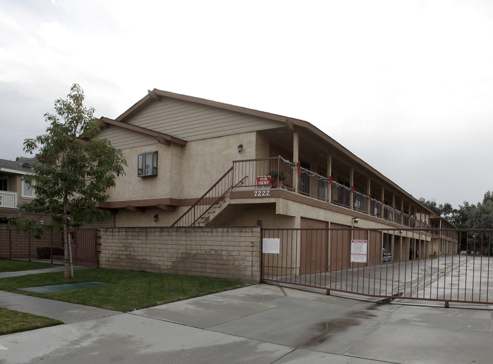 7222 Melrose St in Buena Park, CA - Foto de edificio