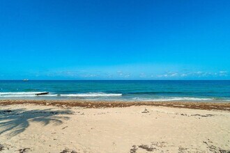 3 Ocean Ln in Palm Beach, FL - Building Photo - Building Photo